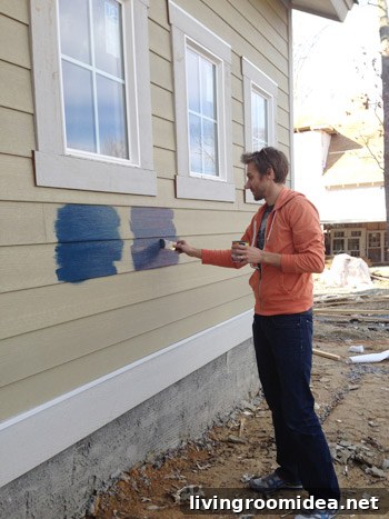 Paint test samples on siding