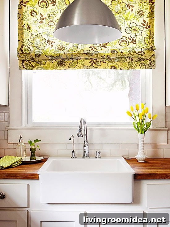 Floral Kitchen Roman Shade