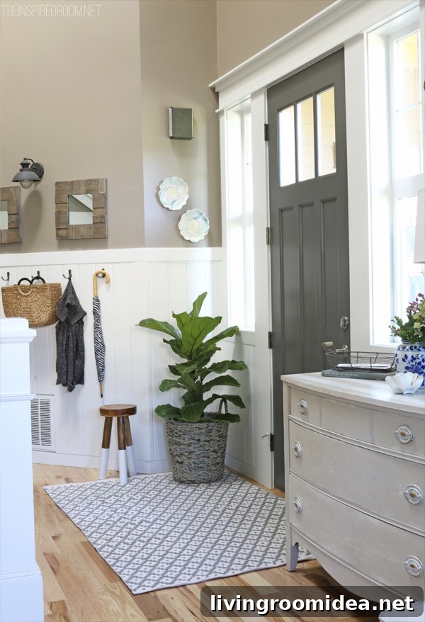 Autumn Home Tour: Cozy Fall Decor Ideas (Part 2) 12 Cozy Fall Entry Decorating