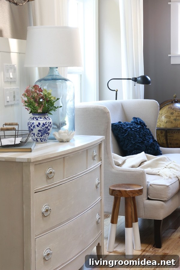 Autumn Home Tour: Cozy Fall Decor Ideas — Part 2 13 Simple Fall Entry - The Inspired Room