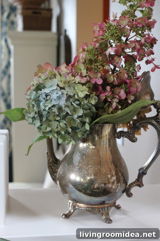 fall-decorating-hydrangea