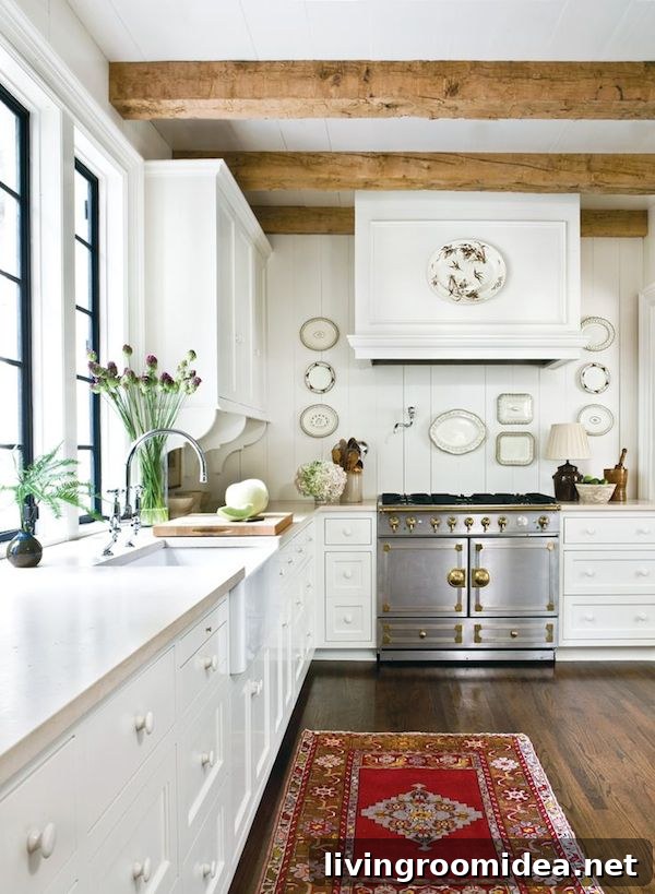 William Litchfield Architecture - Photo by Erica George Dines - Vertical Shiplap Walls