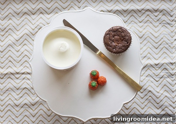 Cookie Brownie Cupcakes - Styling Tips for Entertaining and Setting the Table