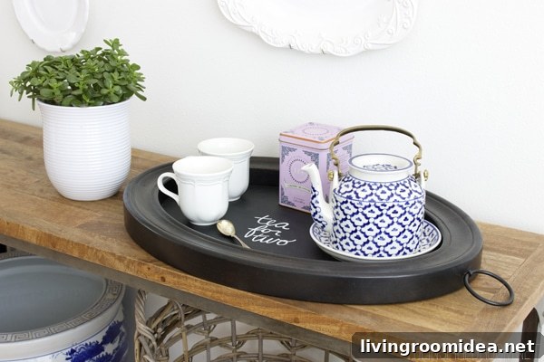Cozy Fall Nesting Ideas for Memorable Holiday Entertaining 10 Chalkboard Tray Mary & Martha