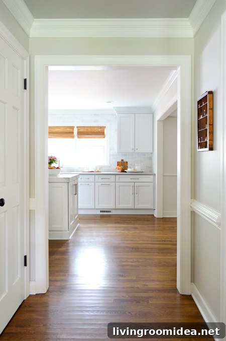 Hardwood Floor Refinishing: Stunning Before and After Results 5 img 80034 4