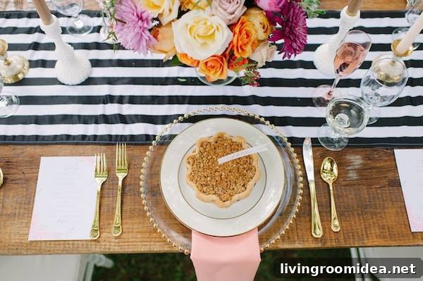 The Bloom Workshop - Tablescape - Photo by Jenn Anibal