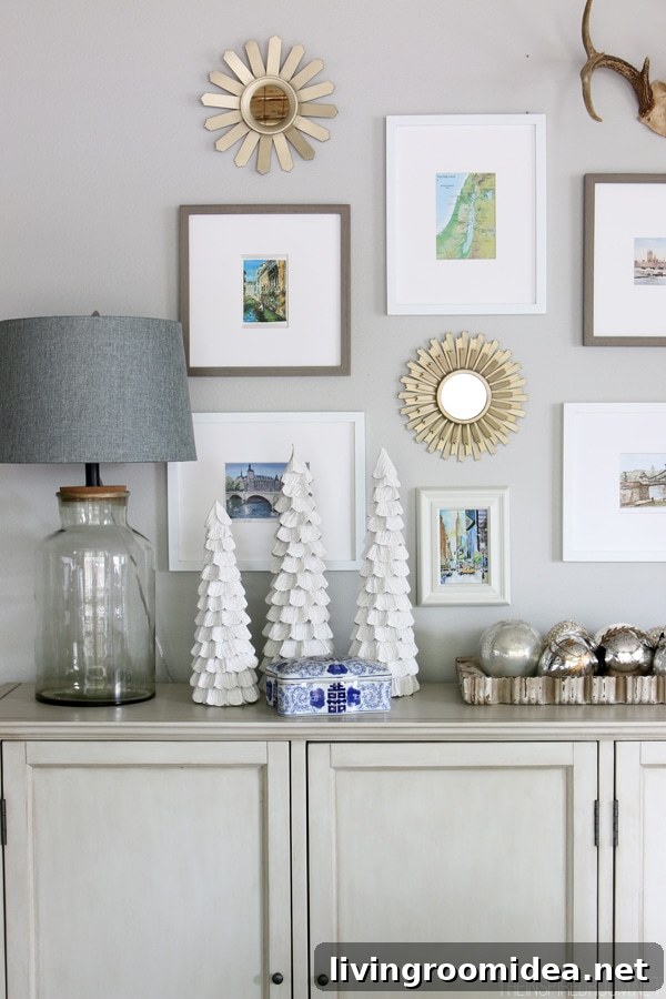 Christmas Home Tour: Festive Decorating Ideas (Part 1) 38 Easy Christmas Decorating Ideas - The Inspired Room House Tour