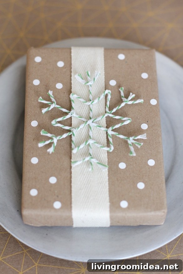 Pretty Gift Wrap Ideas for Stylish Presents 7 Bakers Twine Snowflake on Brown Kraft Paper - Gift Wrap Idea by Fellow Fellow