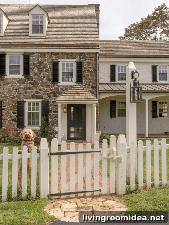 Archer and Buchanan Architecture Ltd - Lantern on Light Post - Exterior Lighting