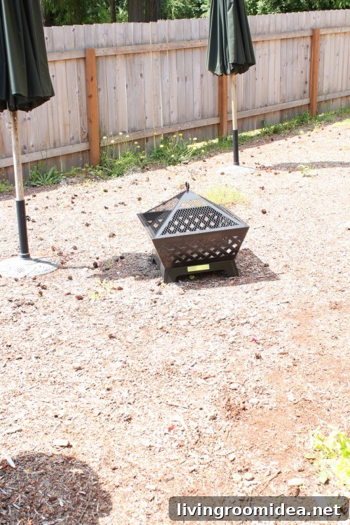 Design a Charming Backyard Corner: Ideas for Cozy Outdoor Nooks 5 Backyard before