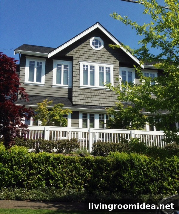 Drive-By Tour of Queen Anne: Seattle Neighborhood Highlights 10 Seattle Drive By - Queen Anne - The Inspired Room blog
