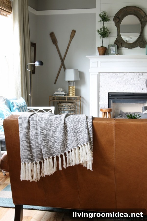 Summer House Tour: Inside a Stylish Coastal Vacation Home 4 Summer House Tour - The Inspired Room blog