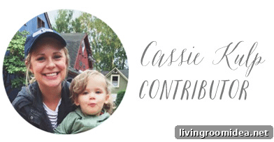 Make a Personalized Baby Burp Cloth: Step-by-Step Sewing Tutorial 3 Cassie - TIR