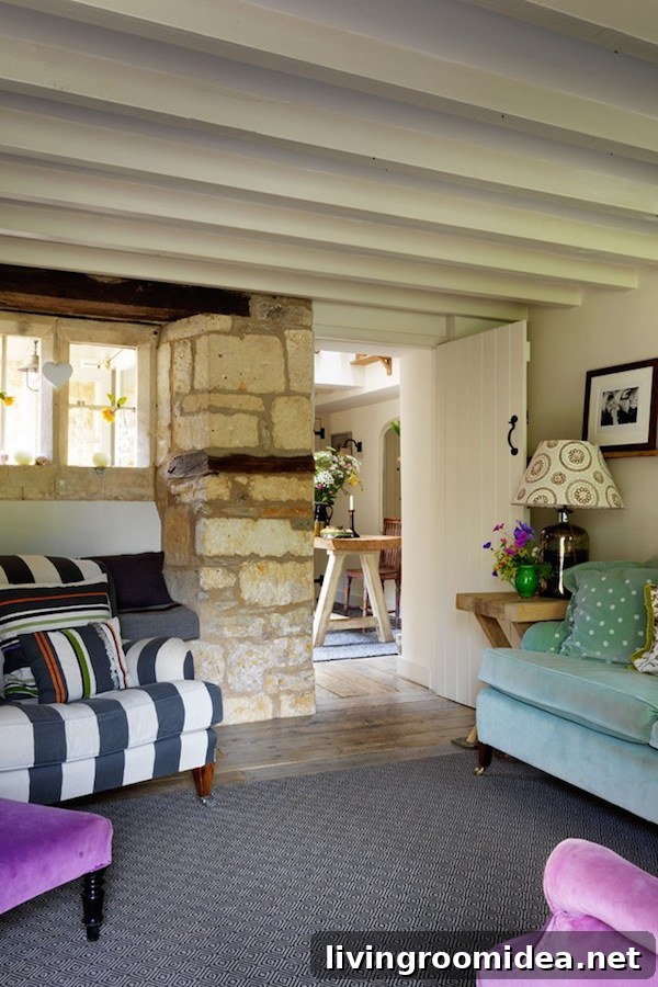 Charming Cottage Tour: 5 Design Tips from a Real Home 4 Cottage Tour - Designed by Caroline Holdaway - Photos by Simon Brown