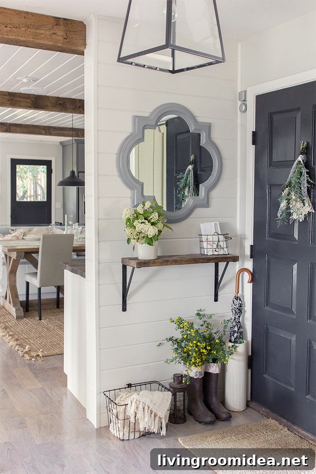 Small Entry Wall - Jenna Sue Design