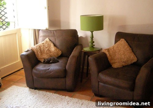 living-room-charming-english-cottage-green-modern-lamp