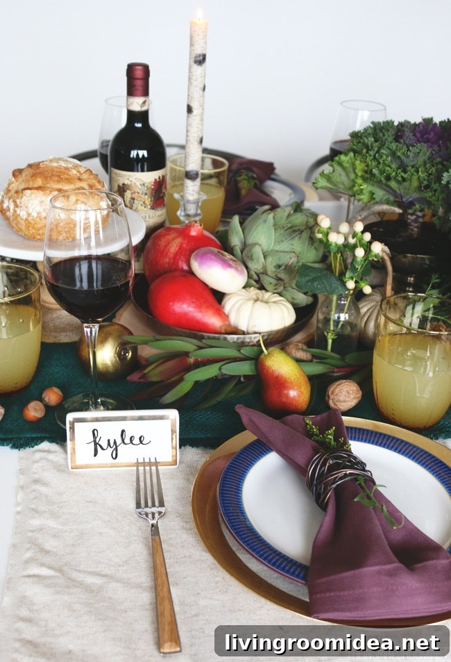 Organic Thanksgiving Tablescape and Video Guide 4 Fall Tablescape Ideas - The Inspired Room