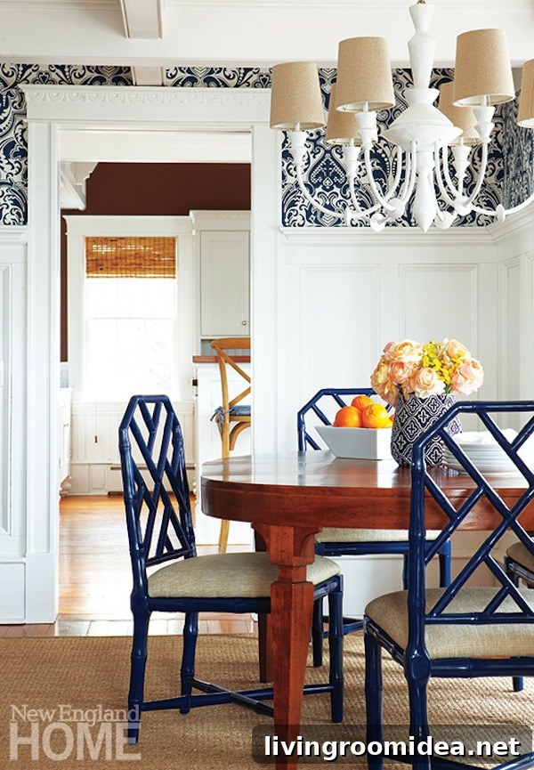 Living in a Shingled Martha's Vineyard House: If I Lived Here 6 Edgartown House on Marthas Vineyard - Dining Room - New England Home