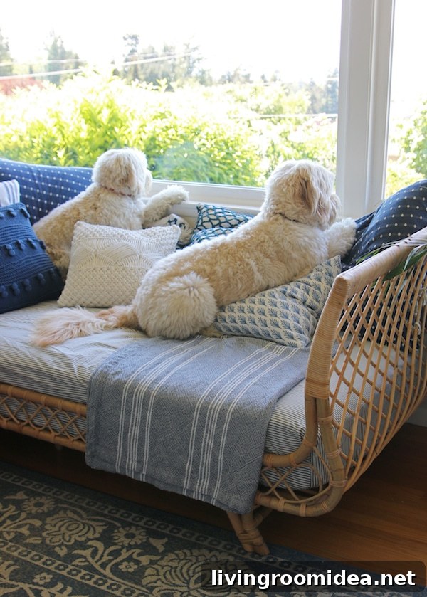 Rattan Daybed: Cozy Window Corner for Relaxing Views 14 Jack and Lily - Rattan Daybed
