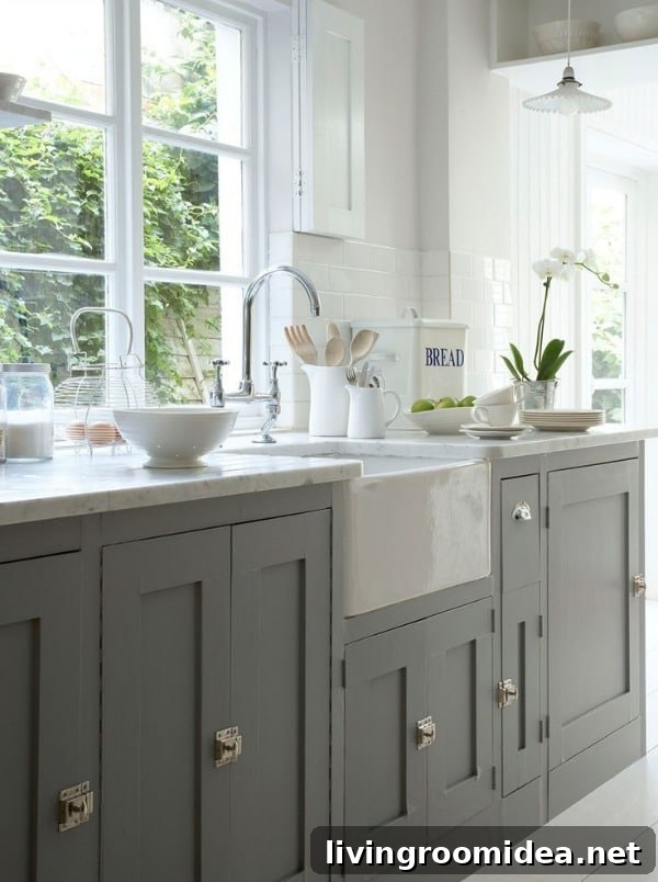 Farmhouse sinks - find more ideas in the post!