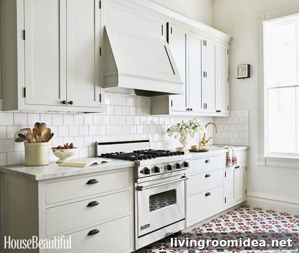 Covered Range Hood - Kitchen with Patterned Floors