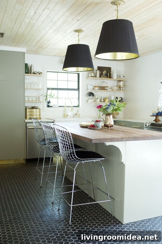 8 Showstopping Kitchen Design Ideas to Transform Your Space 4 Statement Lighting in the Kitchen - Bungalow Magazine -Click through for 8 showstopping elements for a kitchen design!