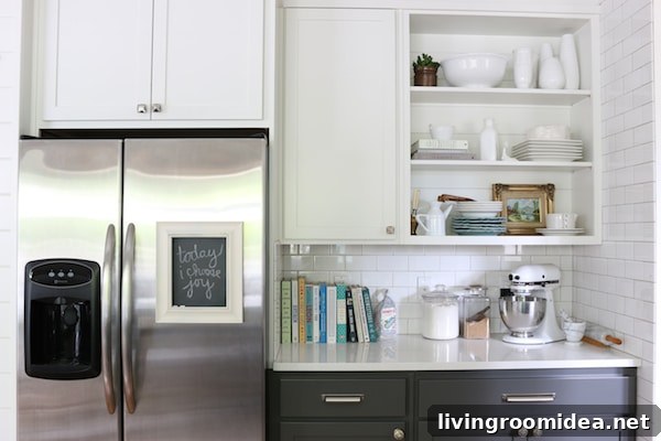 8 Showstopping Kitchen Design Ideas to Transform Your Space 9 The Inspired Room Kitchen Design - Click through for 8 showstopping elements for a kitchen design!