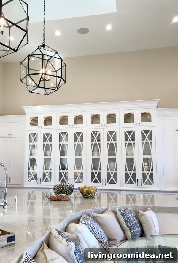 Dreams Avenue: Street-Inspired Design Ideas for Your Home 5 street-of-dreams-kitchen-cabinets