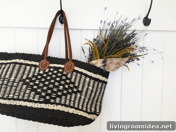 Dreams Avenue: Street-Inspired Design Ideas for Your Home 9 basket-on-black-hooks-street-of-dreams