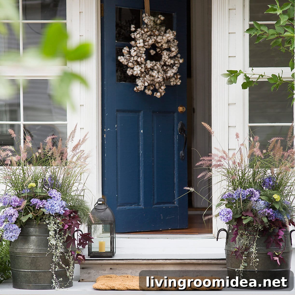 Autumn Decorating Ideas to Inspire Your Seasonal Home Refresh 4 fall-front-porch-decorating-terrain
