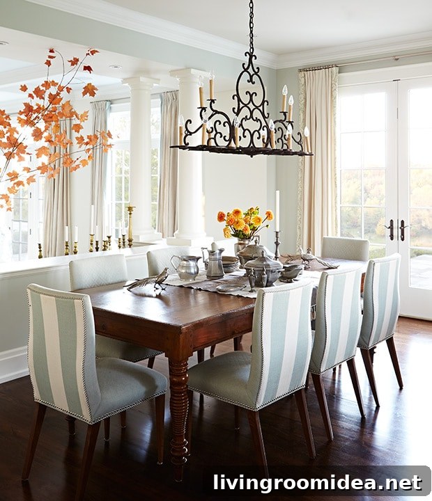 I'm in love with this gorgeous shingled New England home, with interior design by Sarah Richardson. Click through to take a tour!