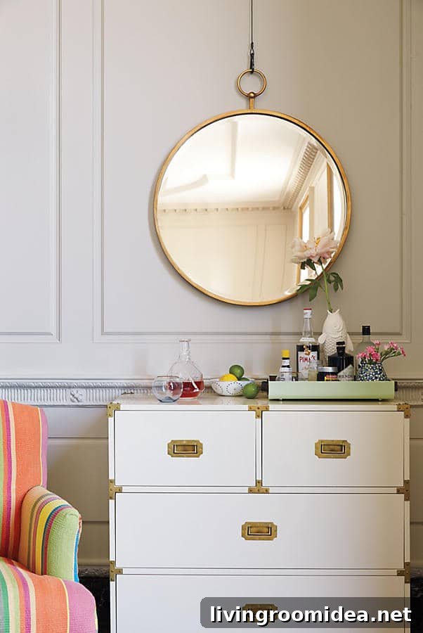 Round Mirror Round Up - The Inspired Room