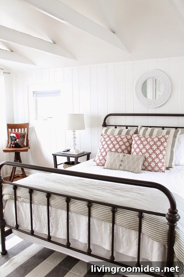 Round Mirror Round Up - The Inspired Room