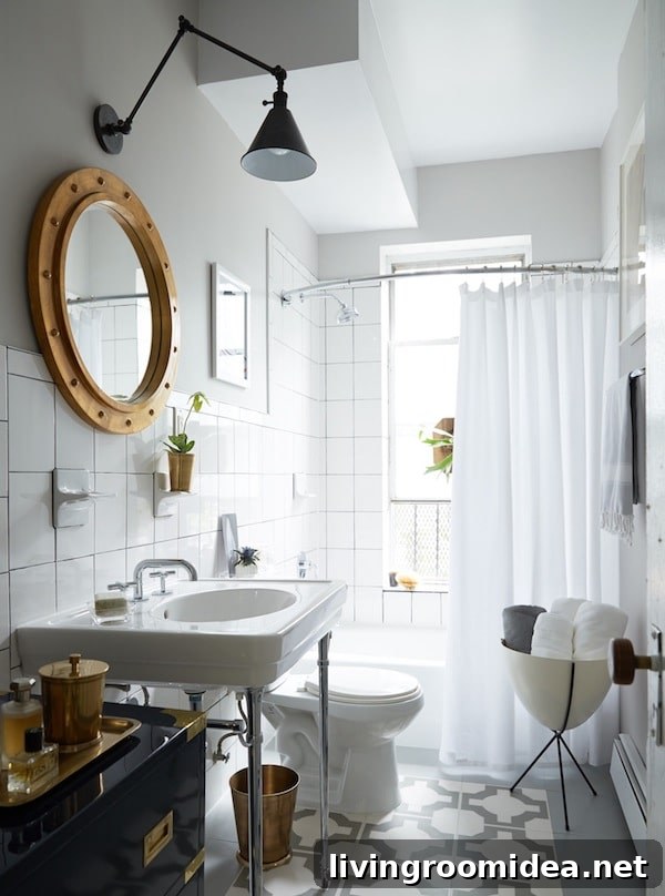 Round Mirror Round Up - The Inspired Room