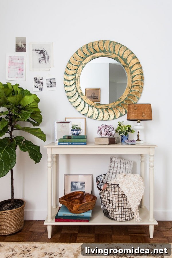 Round Mirror Round Up - The Inspired Room