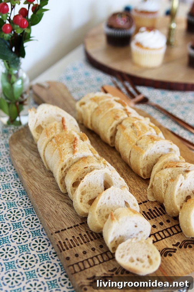 10 Stylish Entertaining Essentials for Holiday Parties 3 10 Stylish Items for Holiday Entertaining - The Inspired Room