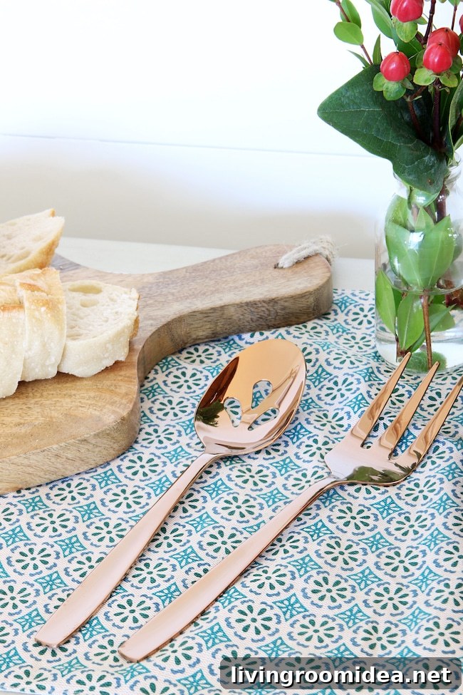 10 Stylish Entertaining Essentials for Holiday Parties 8 10 Stylish Items for Holiday Entertaining - The Inspired Room