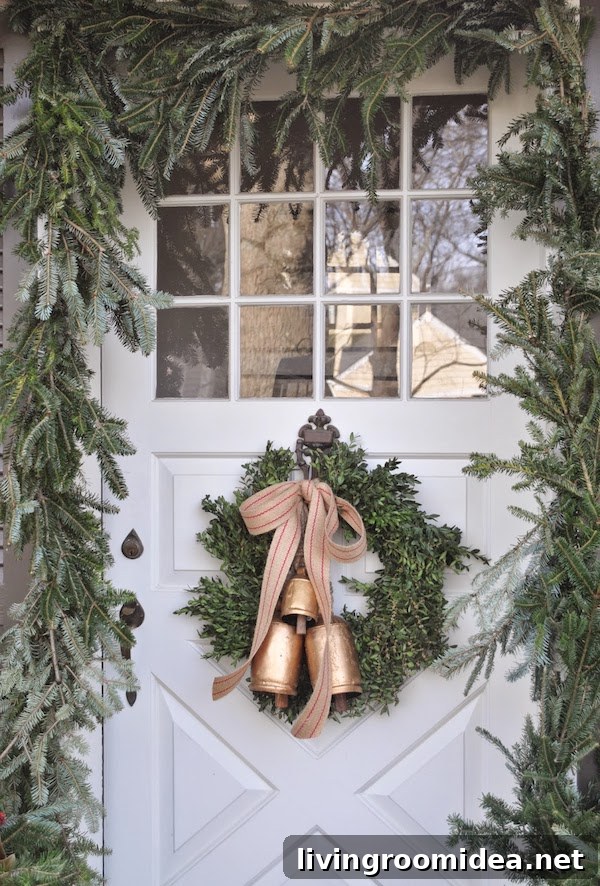 Inspired Holiday Front Door Decorating Ideas for Festive Curb Appeal 5 Christmas Decorating Ideas - Decorating the Front Door