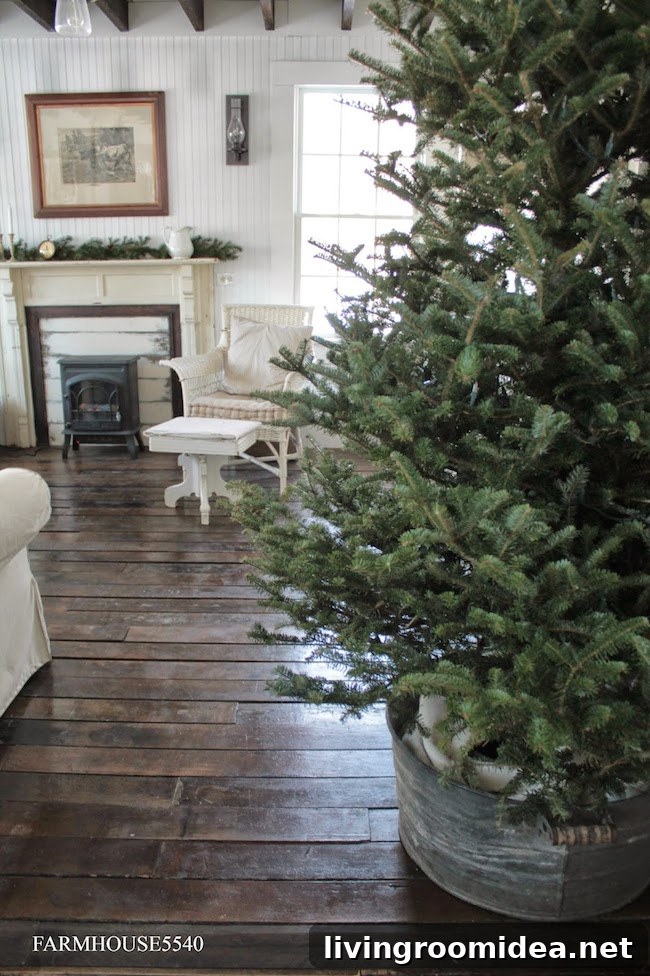 Farmhouse Christmas Decor: Galvanized & Zinc Ornament Ideas 10 A Bit of Farmhouse: Galvanized & Zinc Christmas Decor
