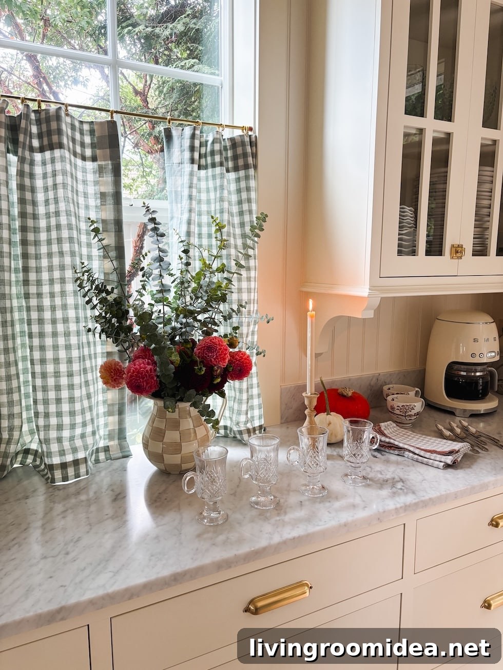 Holiday Hosting & Decorating Tips with Pumpkin Spice Irish Coffee 22 img 201178 22